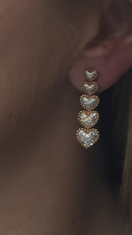 Longues boucles d'oreilles cœur